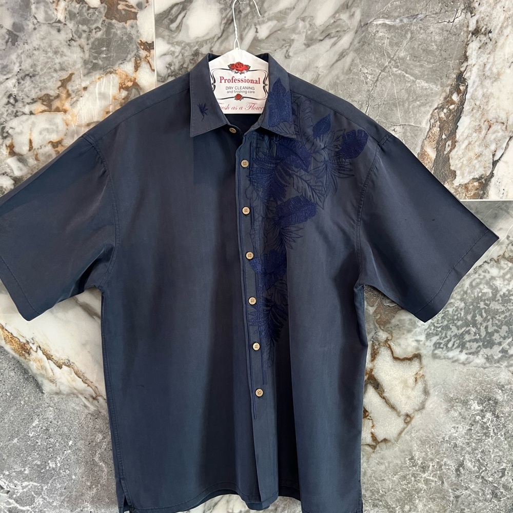 Bamboo Cay Navy Blue Embroidered Casual Button Down Shirt with Chest Detail